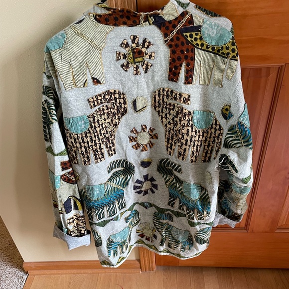 Women’s designer jacket. Made in India. Lots of hand stitching. Medium size. - Picture 2 of 9